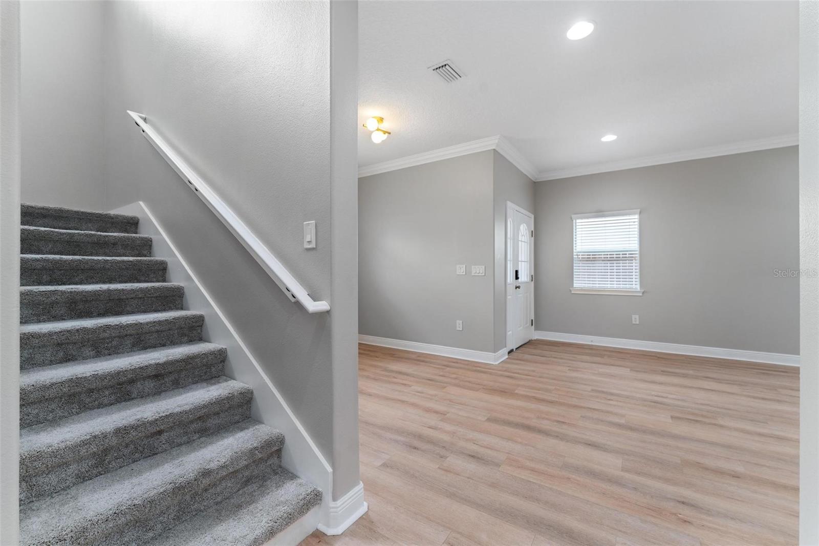 Image 21 of 51 For 1130 Hardy Avenue
