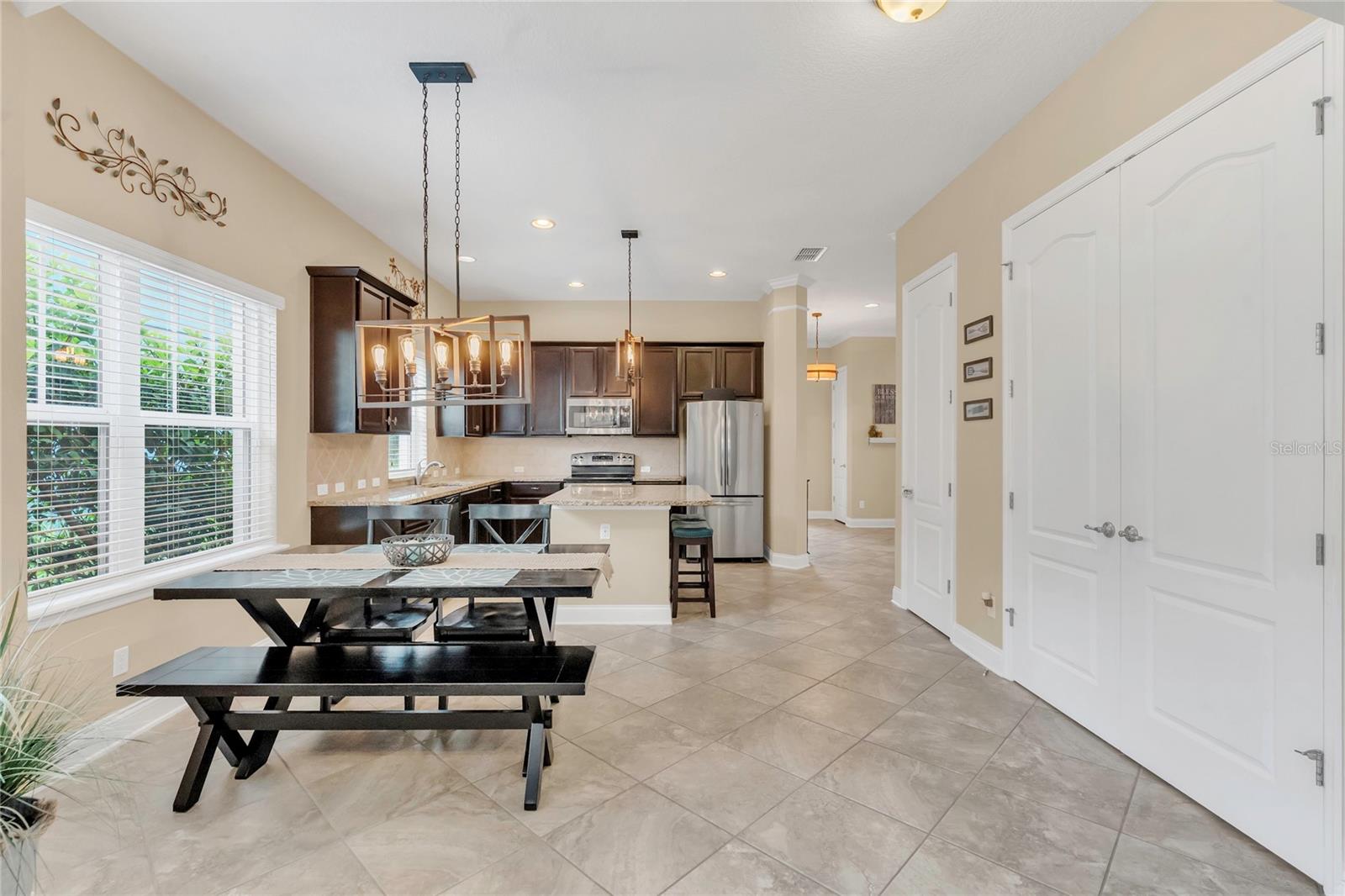 Image 19 of 77 For 8679 Laureate Boulevard