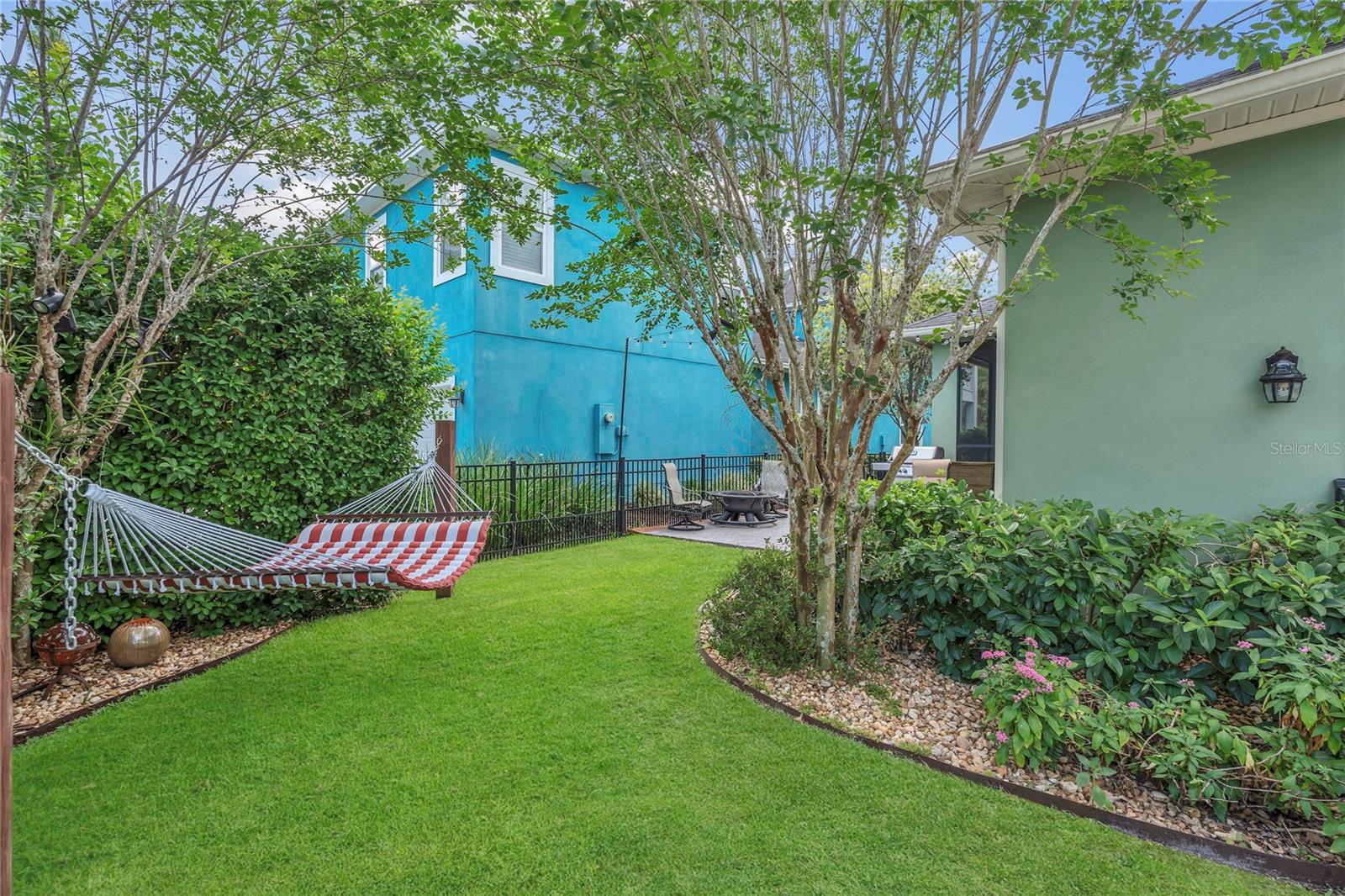 Image 24 of 77 For 8679 Laureate Boulevard