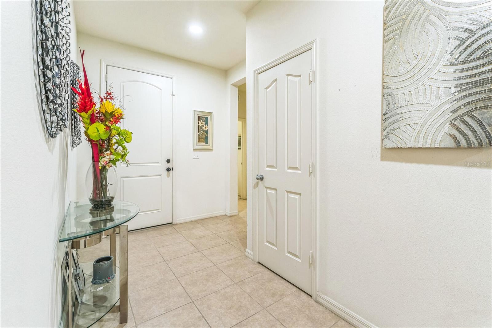 Image 15 of 48 For 2815 Shelburne Way