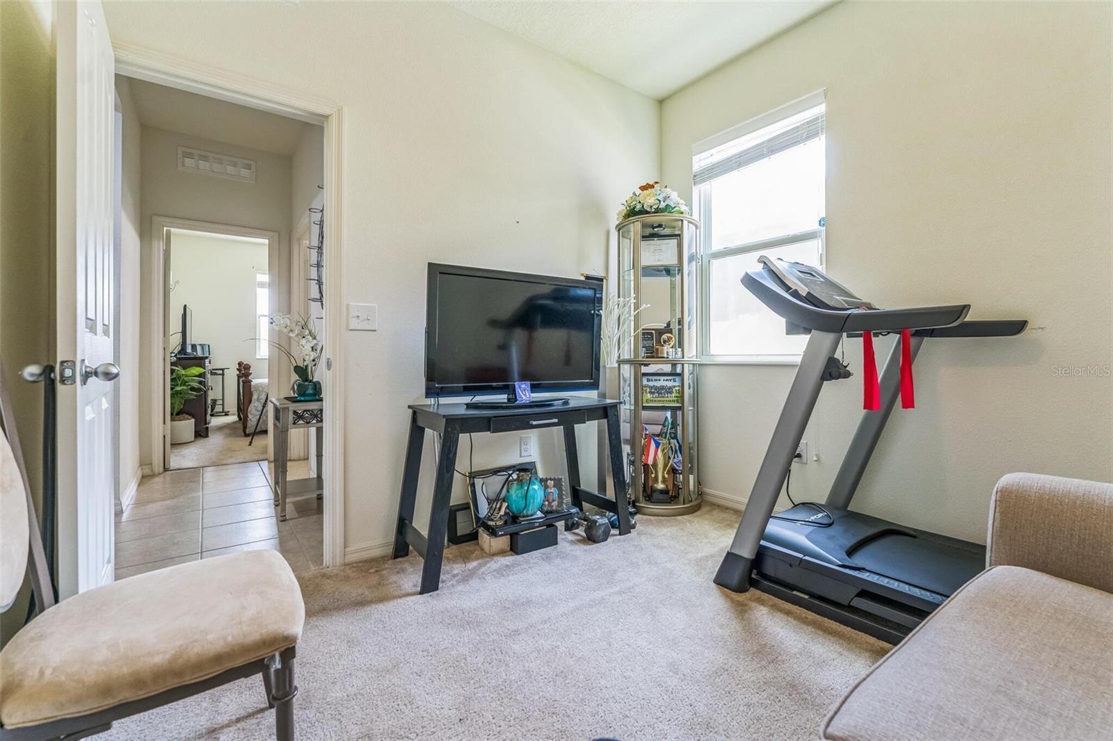 Image 19 of 48 For 2815 Shelburne Way