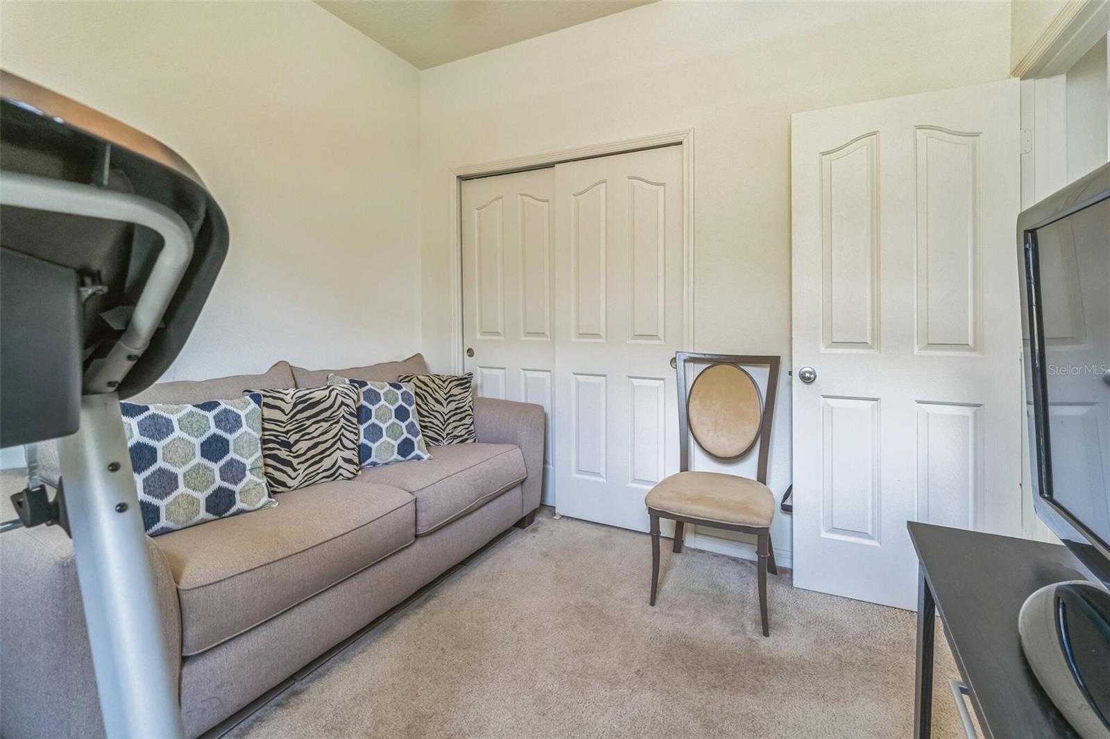 Image 20 of 48 For 2815 Shelburne Way