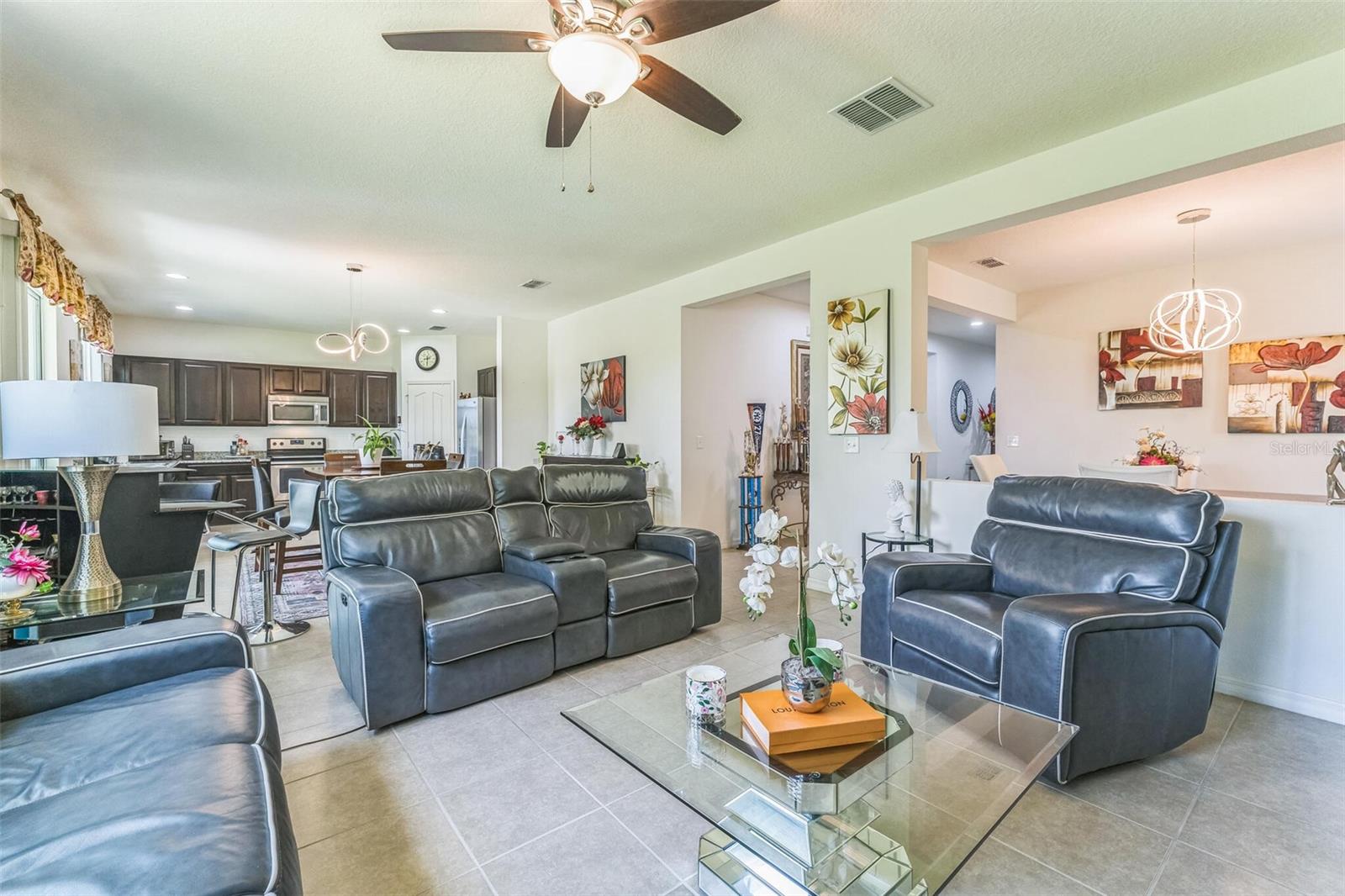 Image 24 of 48 For 2815 Shelburne Way