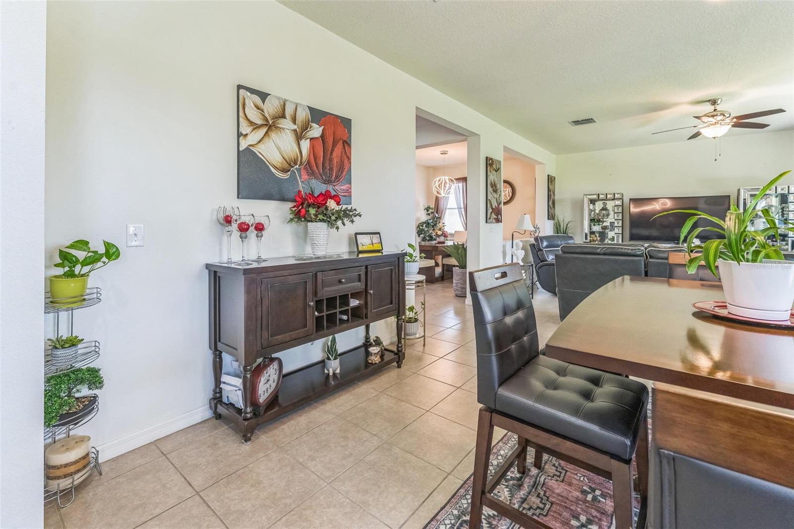Image 25 of 48 For 2815 Shelburne Way