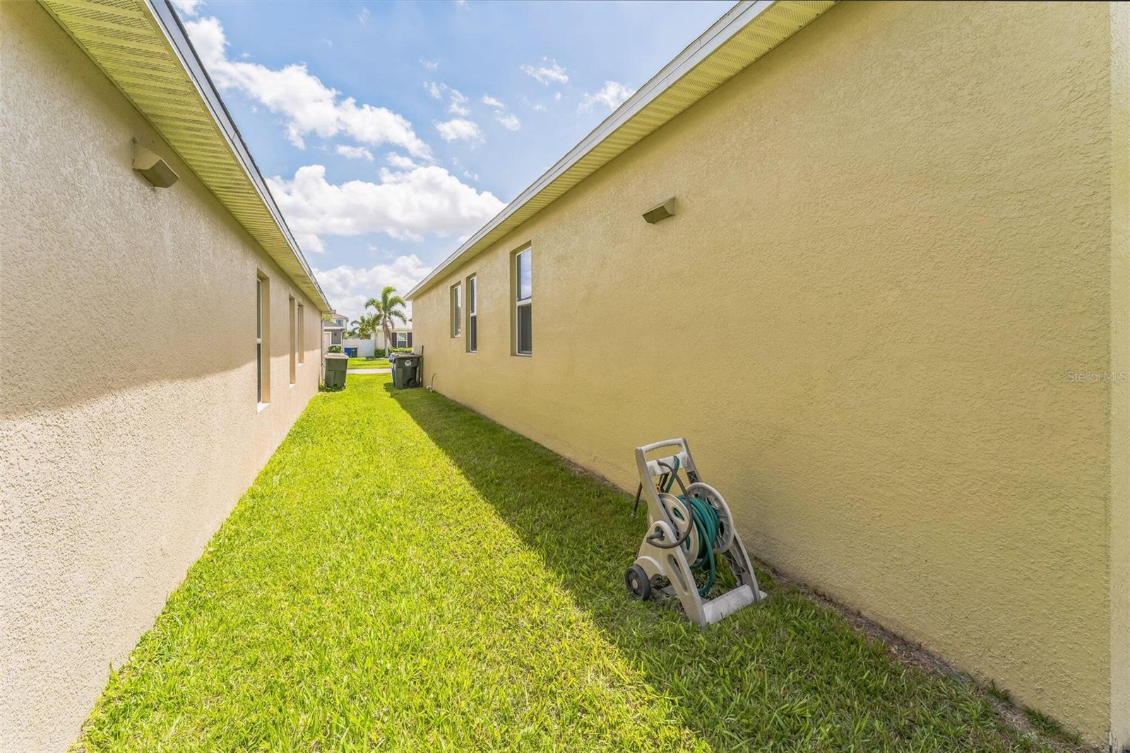 Image 3 of 48 For 2815 Shelburne Way