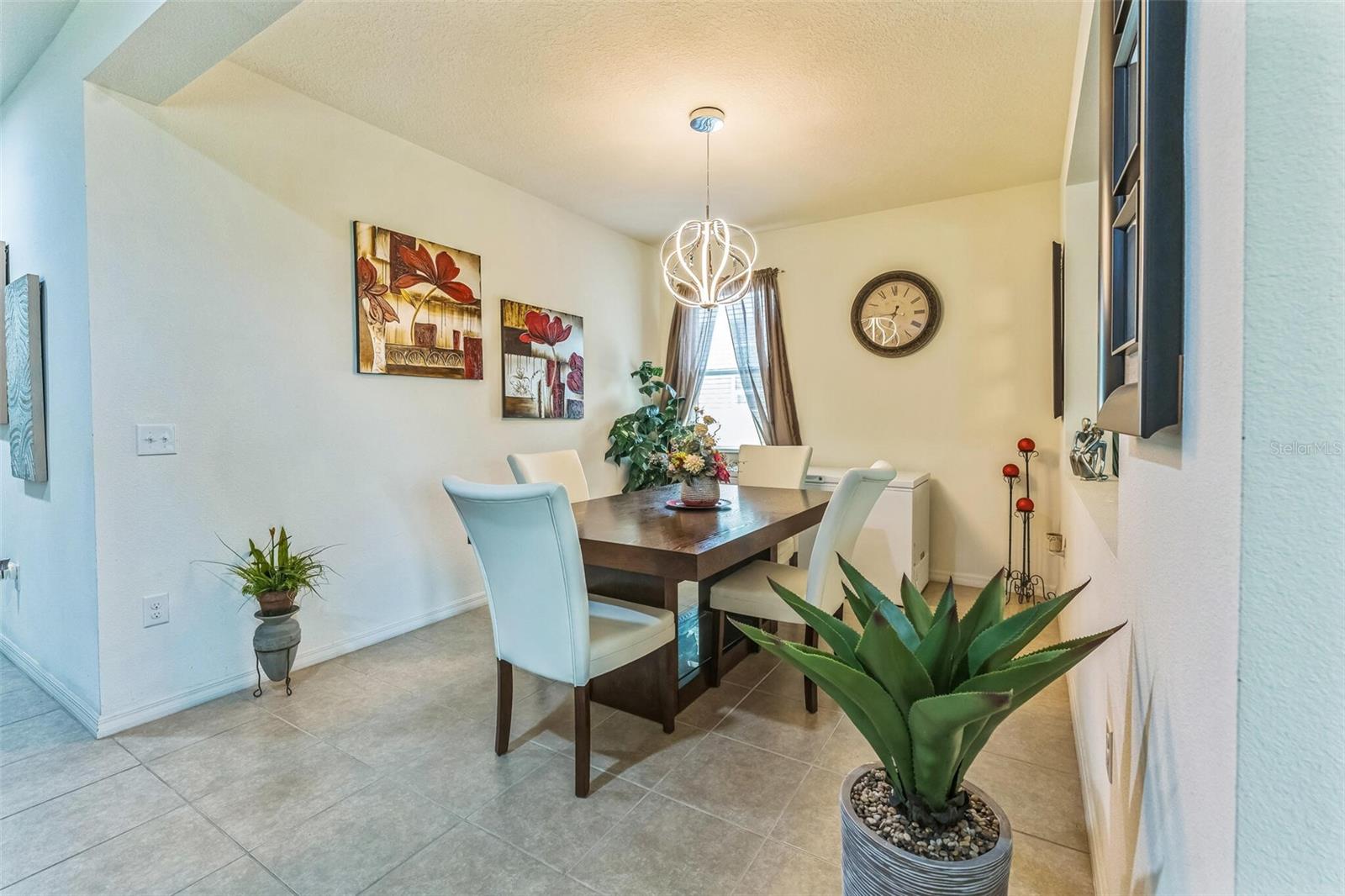 Image 30 of 48 For 2815 Shelburne Way