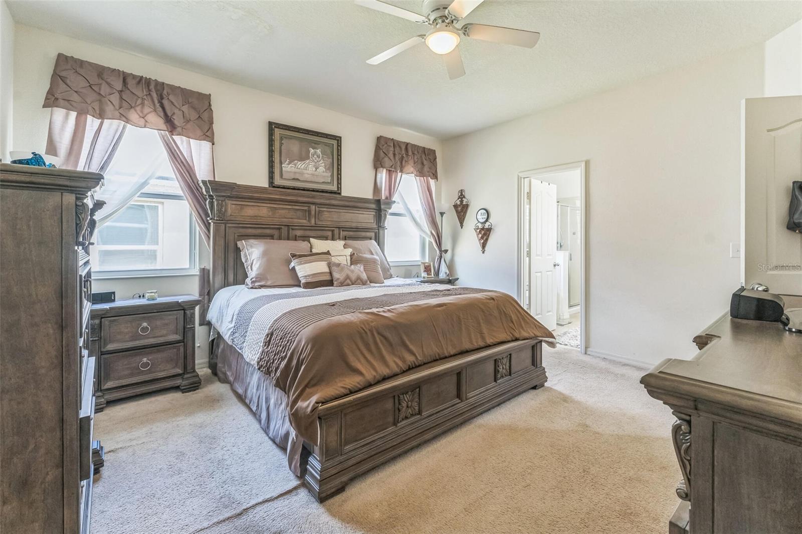 Image 39 of 48 For 2815 Shelburne Way