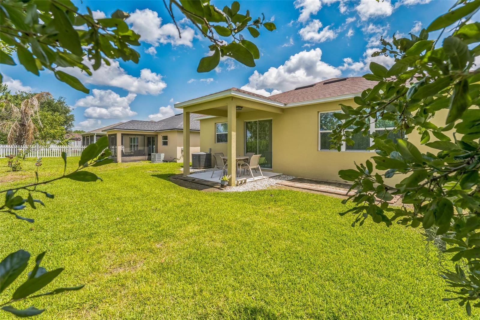 Image 8 of 48 For 2815 Shelburne Way