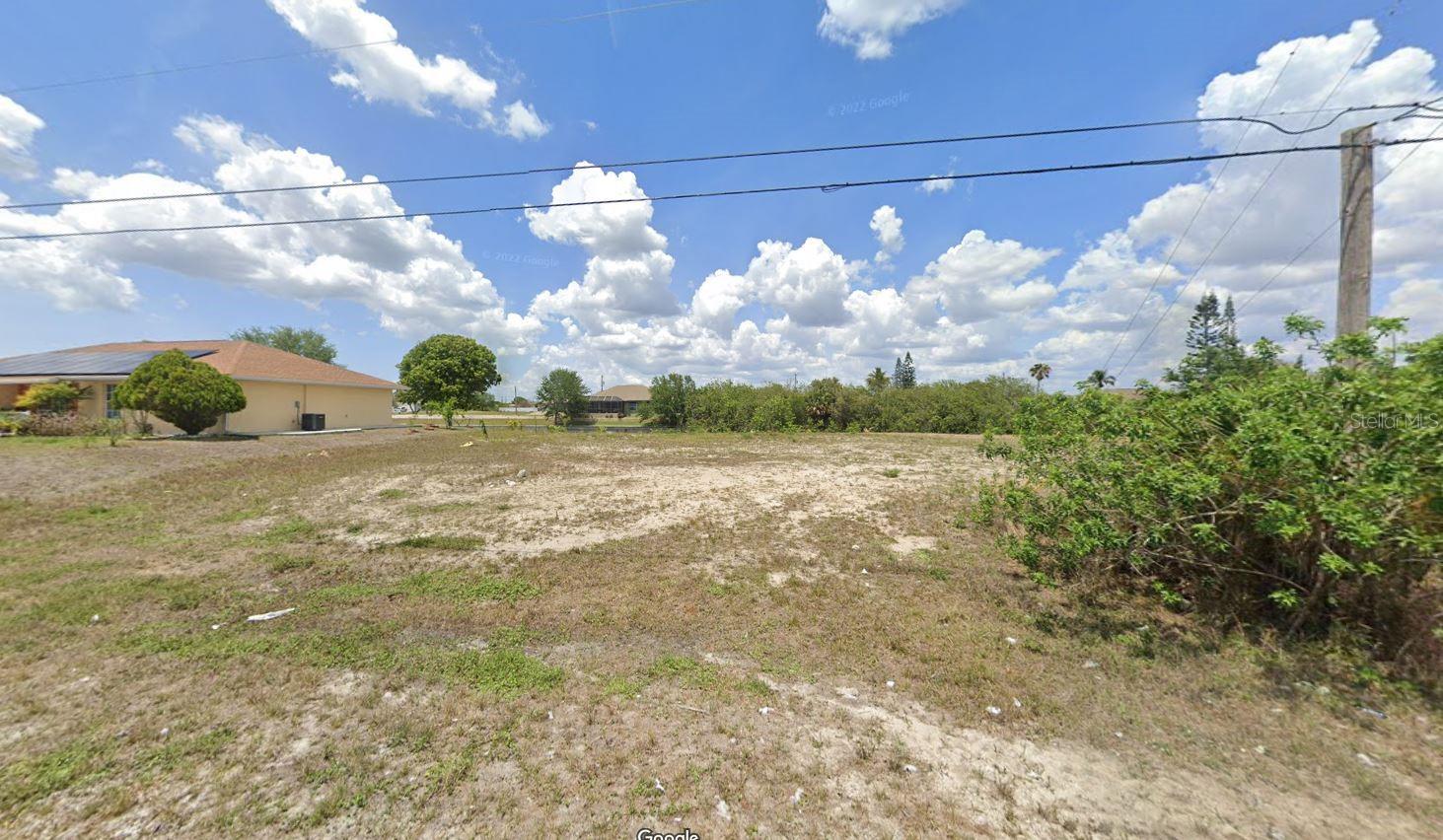 Details for 335 19th Terrace, CAPE CORAL, FL 33909