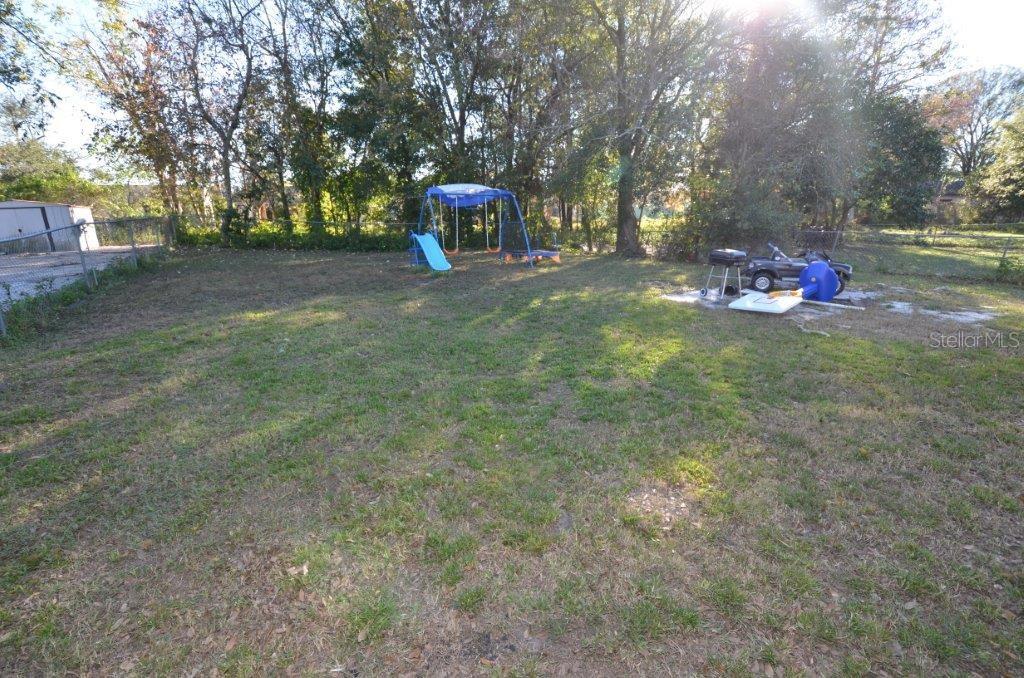 Image 8 of 22 For 4050 Ford Street