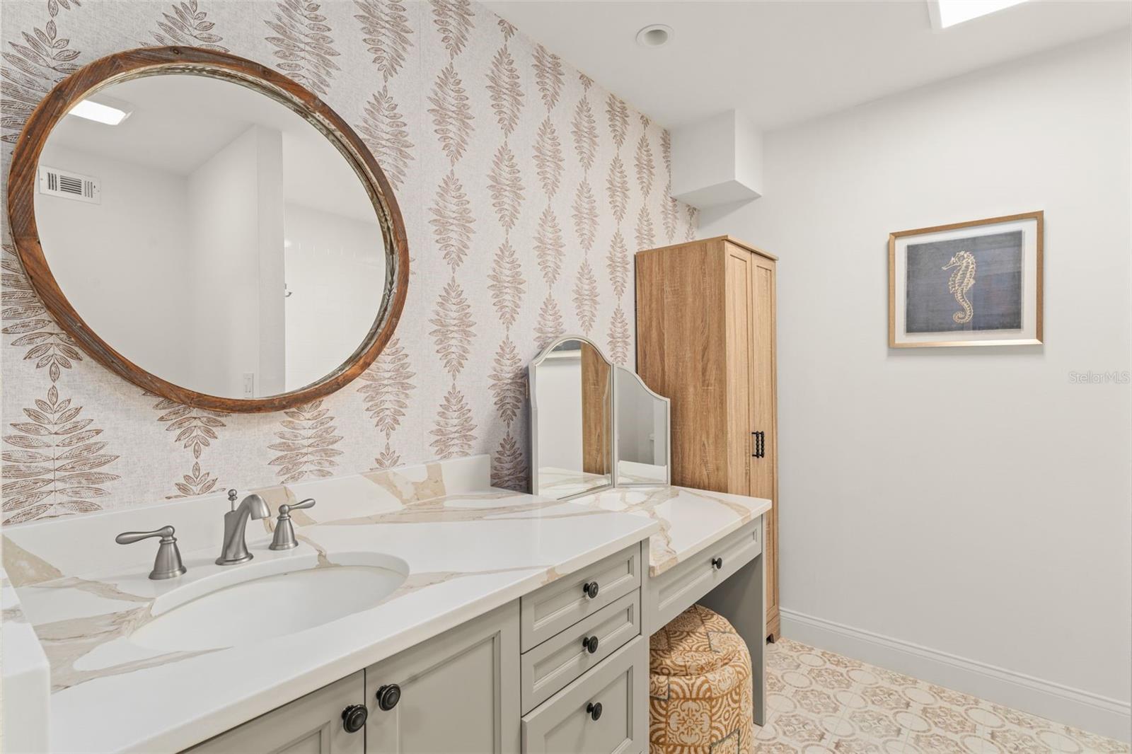 Image 15 of 33 For 8988 Houston Place 303