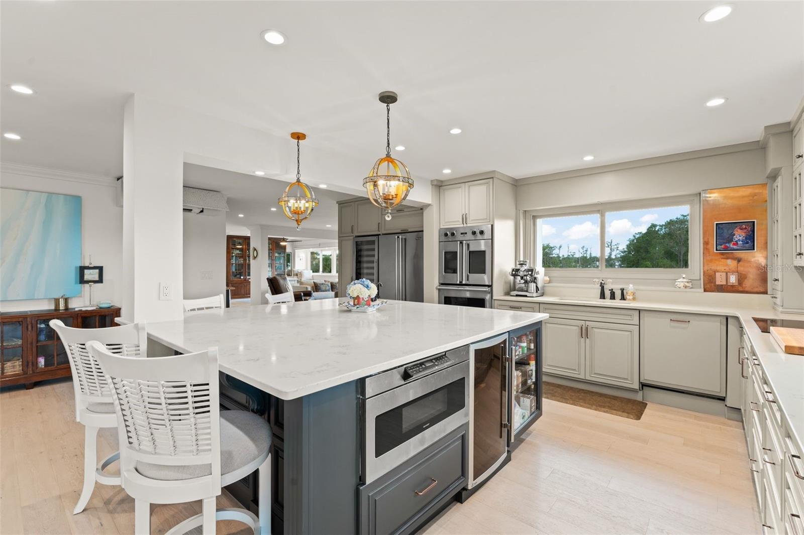 Image 4 of 33 For 8988 Houston Place 303