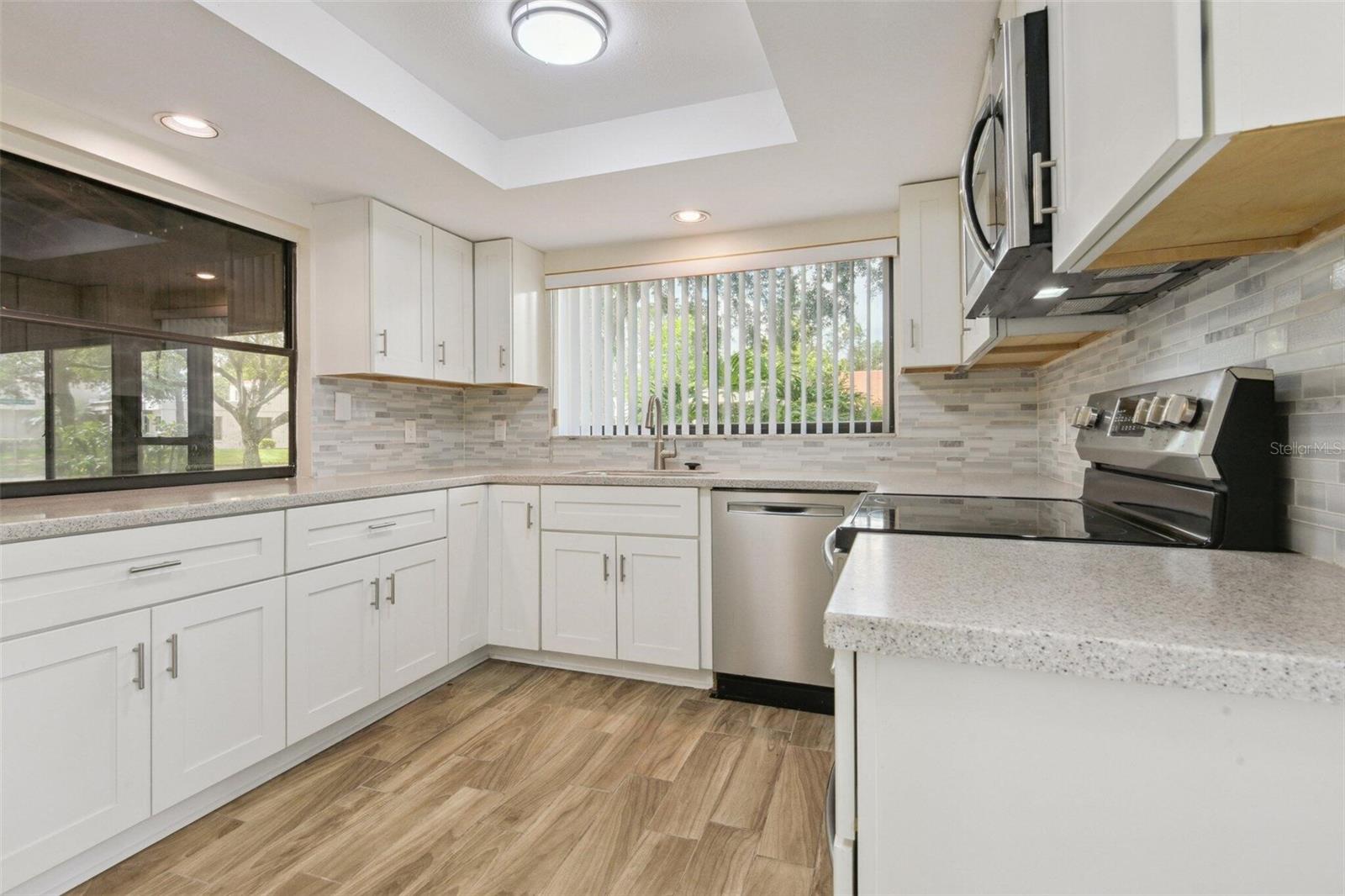 Image 12 of 24 For 107 Seville Court N