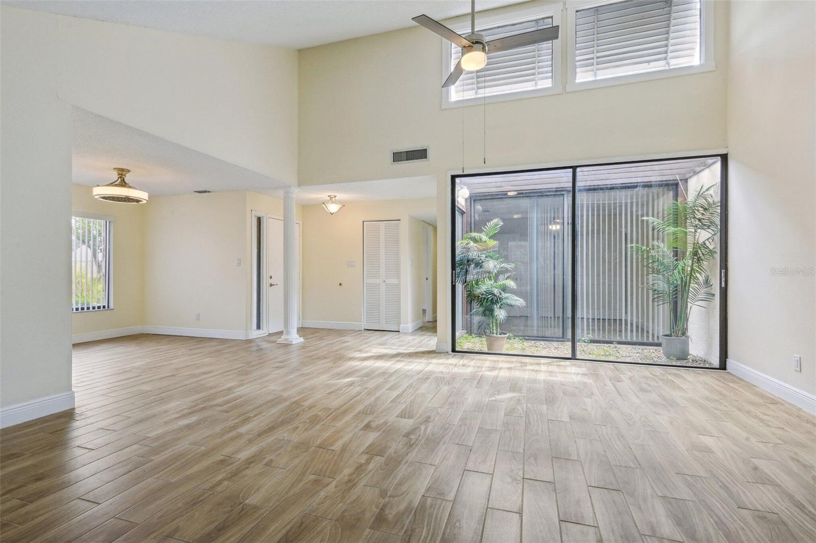 Image 8 of 24 For 107 Seville Court N