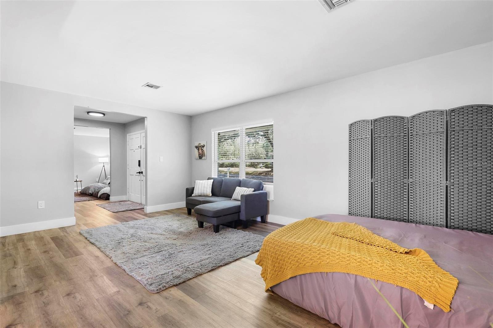 Image 19 of 51 For 412 Pinar Drive