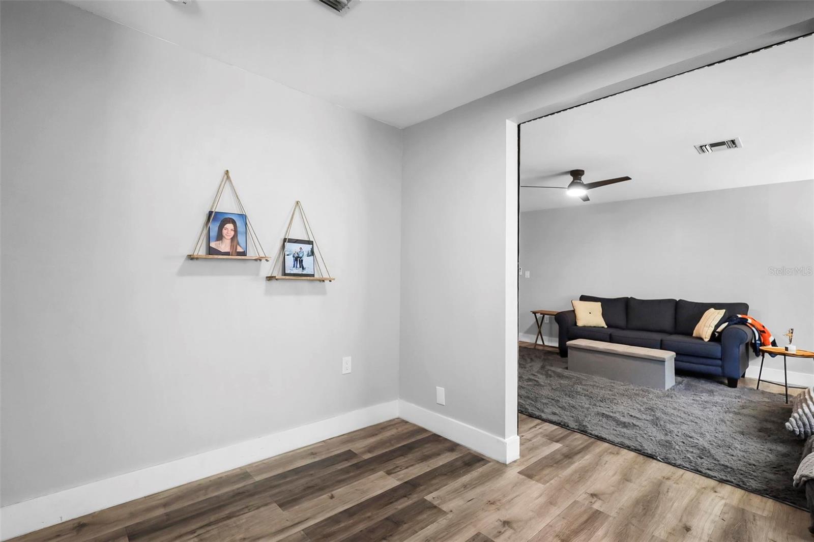 Image 22 of 51 For 412 Pinar Drive