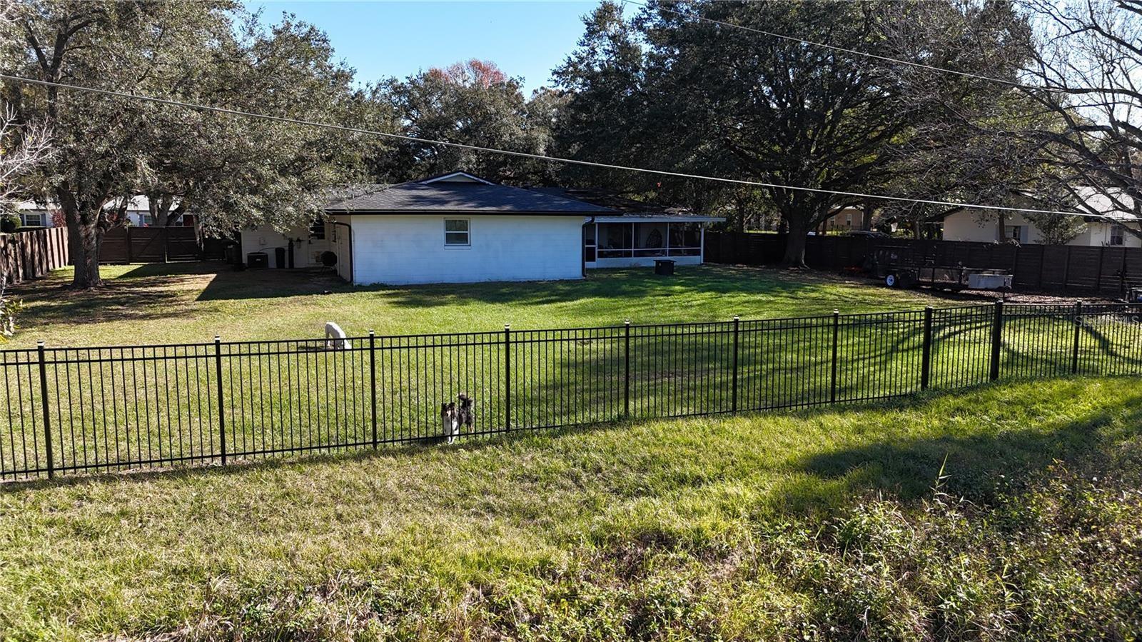 Image 45 of 51 For 412 Pinar Drive