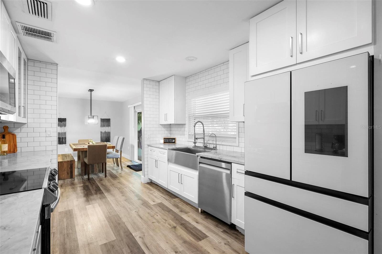 Image 6 of 51 For 412 Pinar Drive