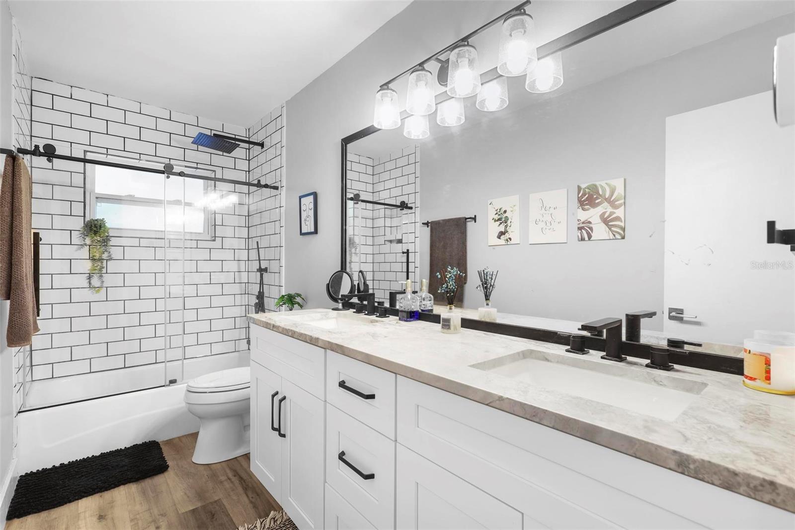 Image 7 of 51 For 412 Pinar Drive