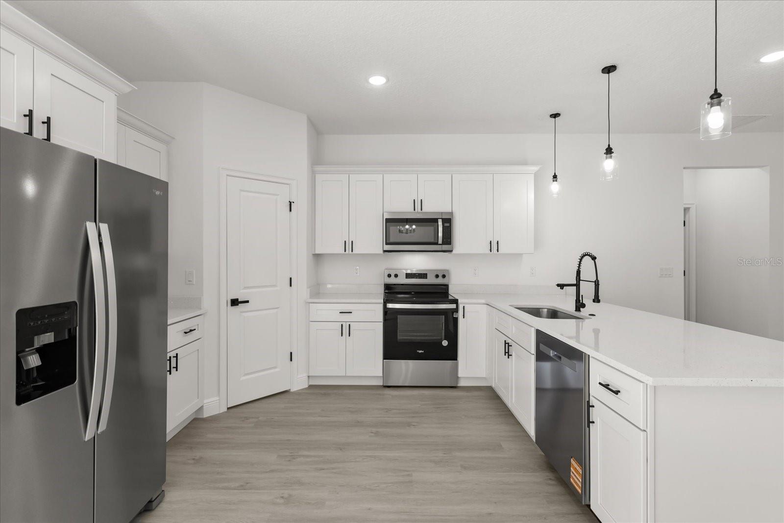 Image 11 of 36 For 6571 Bedstrow Boulevard