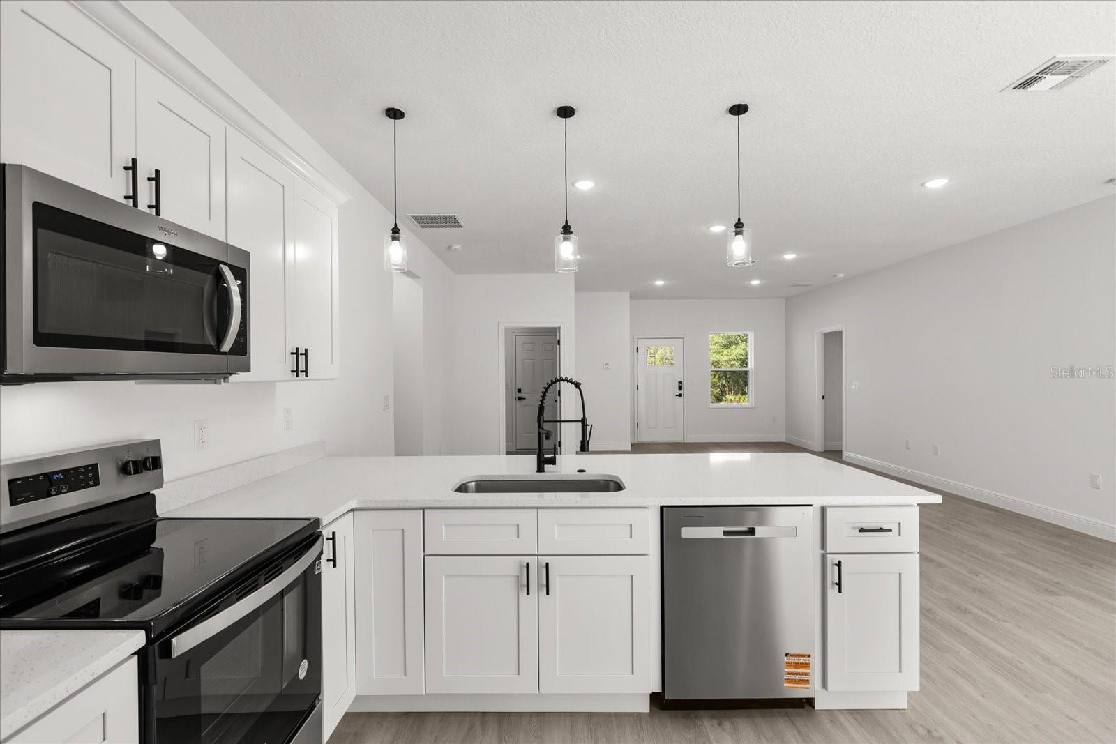 Image 13 of 36 For 6571 Bedstrow Boulevard