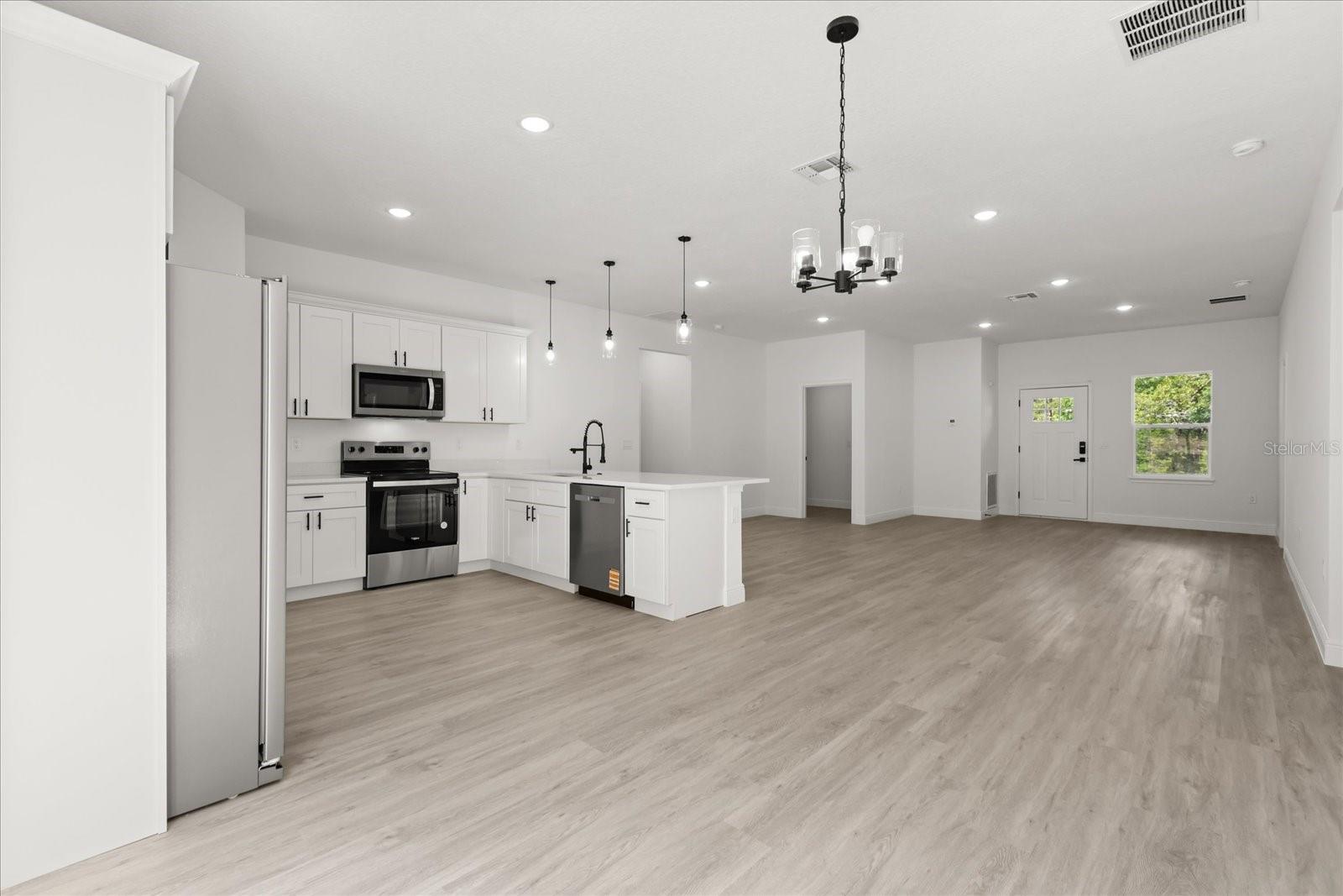 Image 6 of 36 For 6571 Bedstrow Boulevard