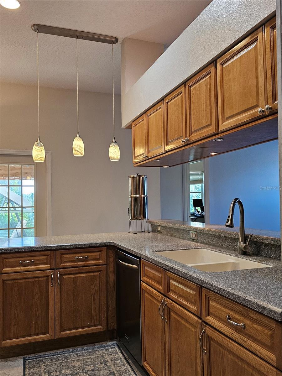 Image 24 of 40 For 3700 Plantation Boulevard