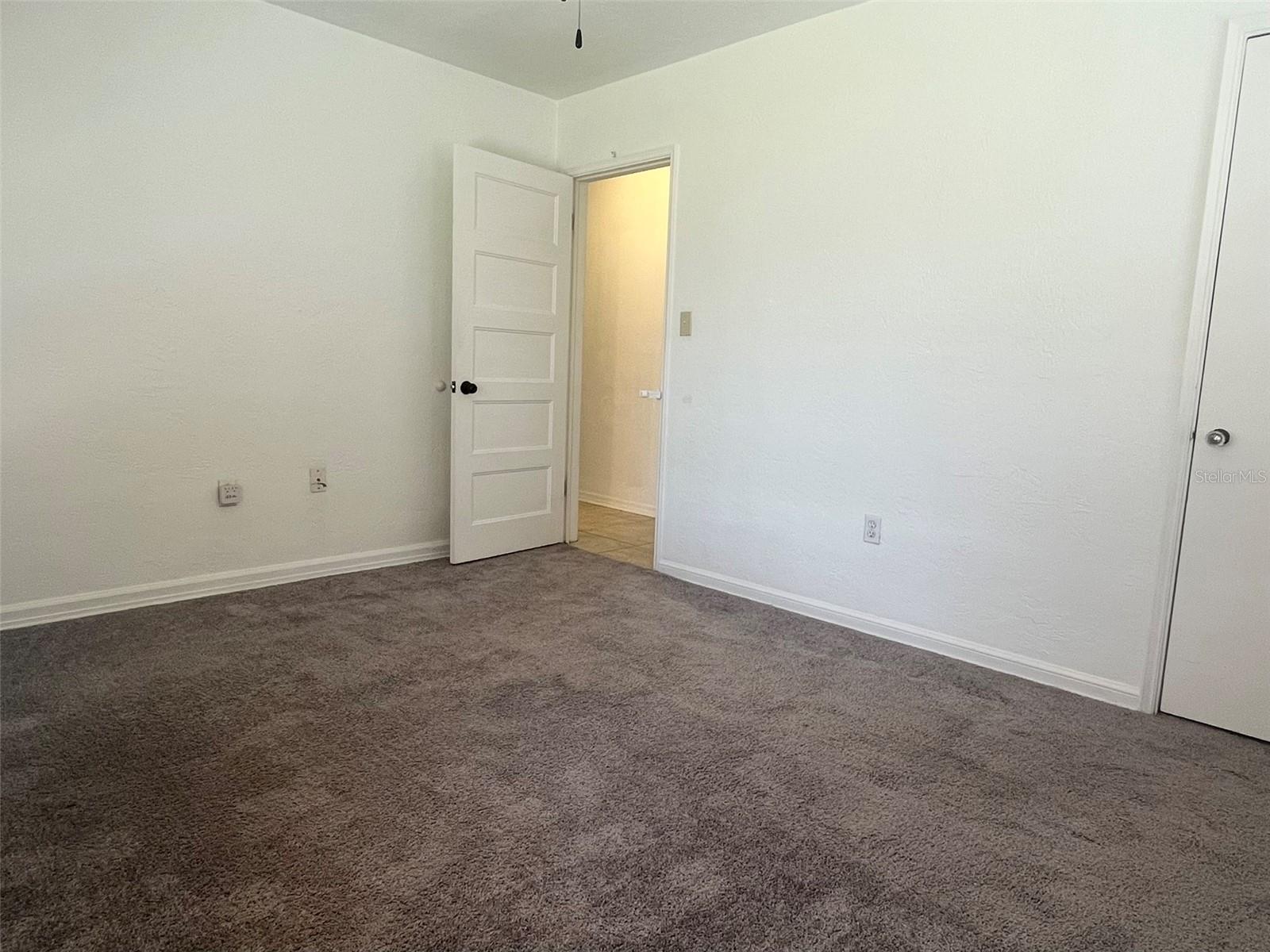Image 7 of 16 For 841 Bumby Avenue