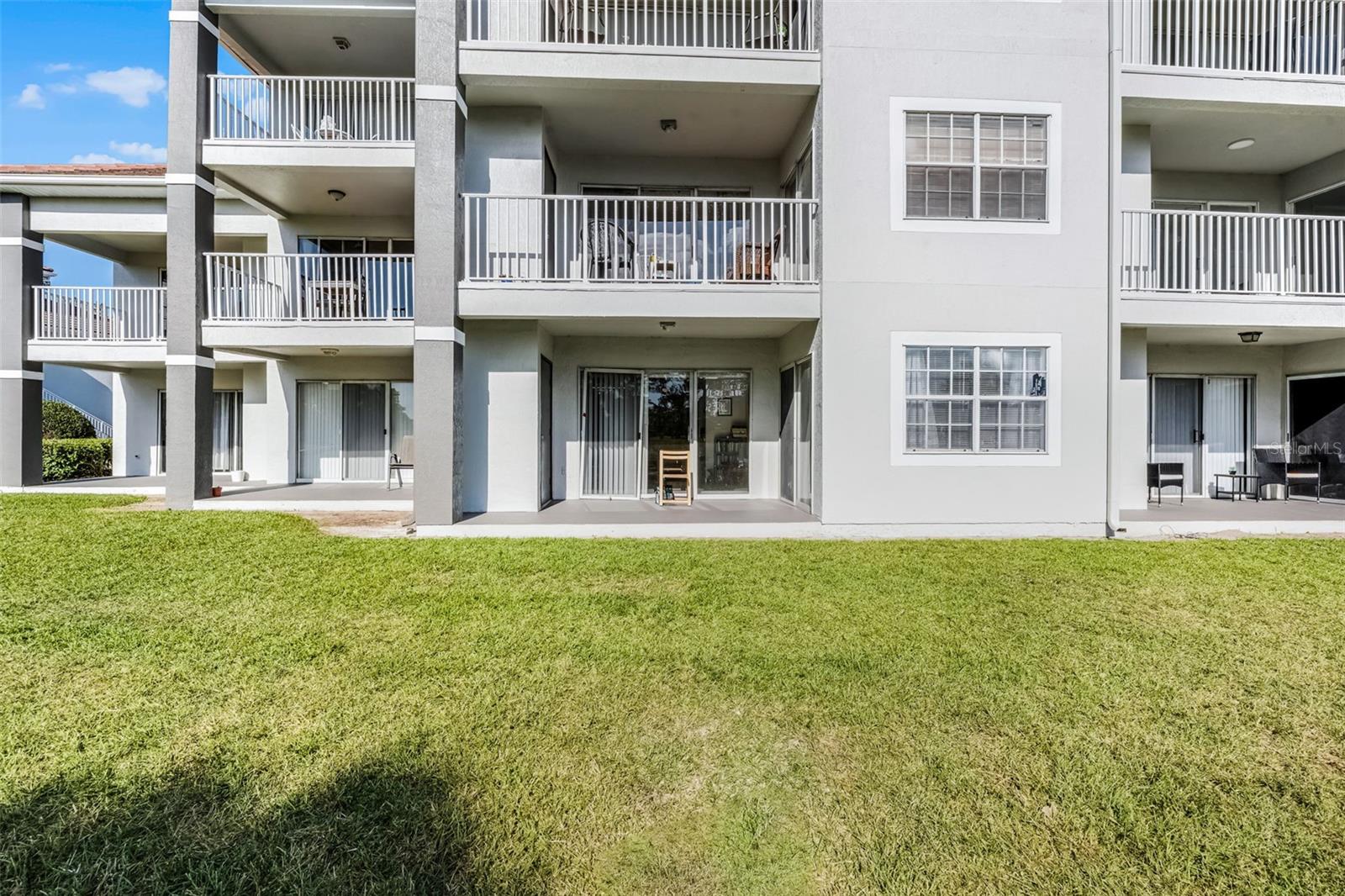 Image 14 of 28 For 13839 Fairway Island Drive 1116