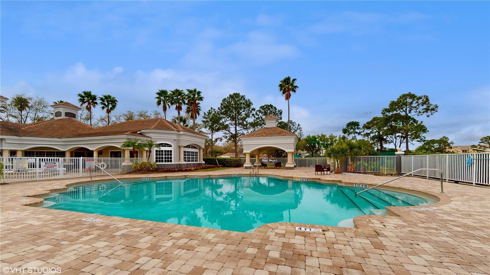 Image 23 of 28 For 13839 Fairway Island Drive 1116