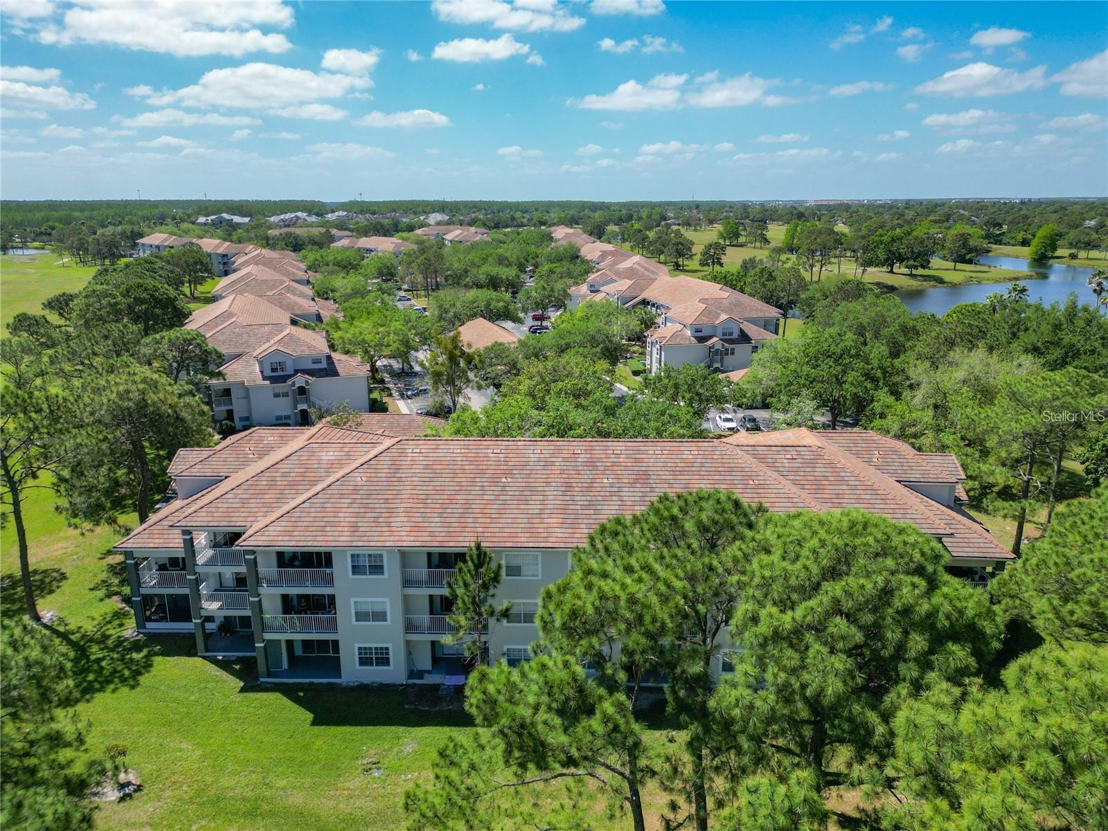 Image 27 of 28 For 13839 Fairway Island Drive 1116