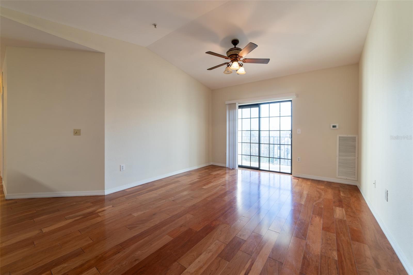 Image 12 of 39 For 5550 Michigan Street 3309