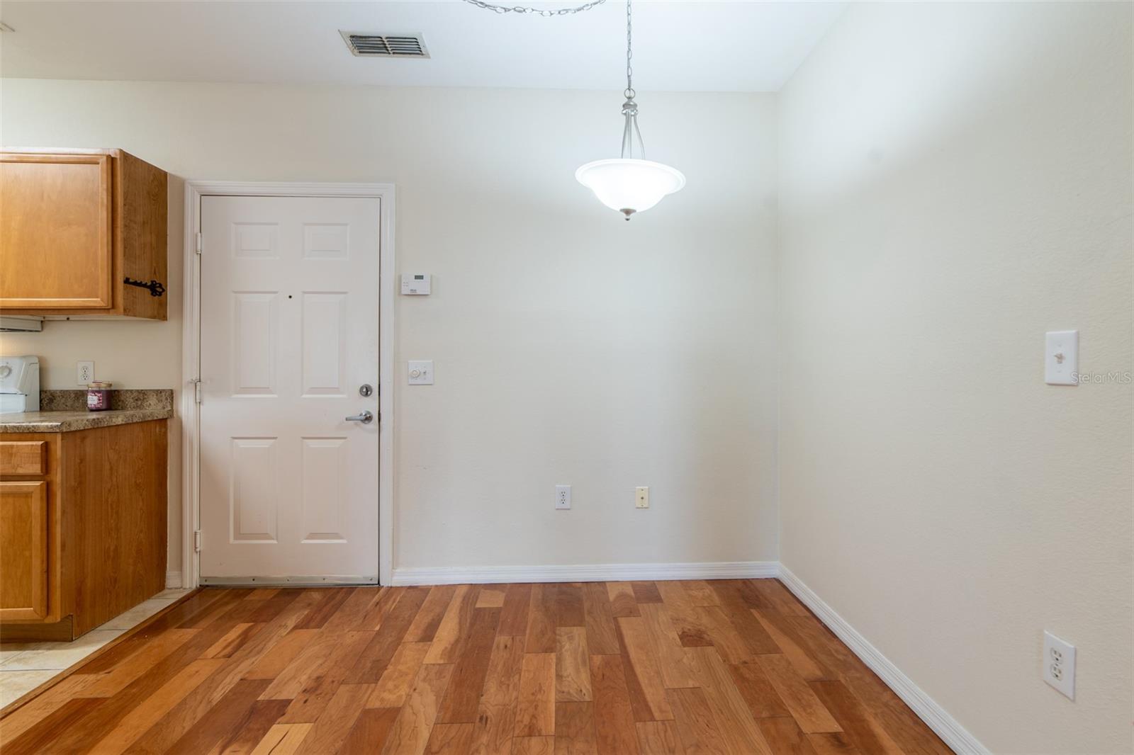 Image 5 of 39 For 5550 Michigan Street 3309