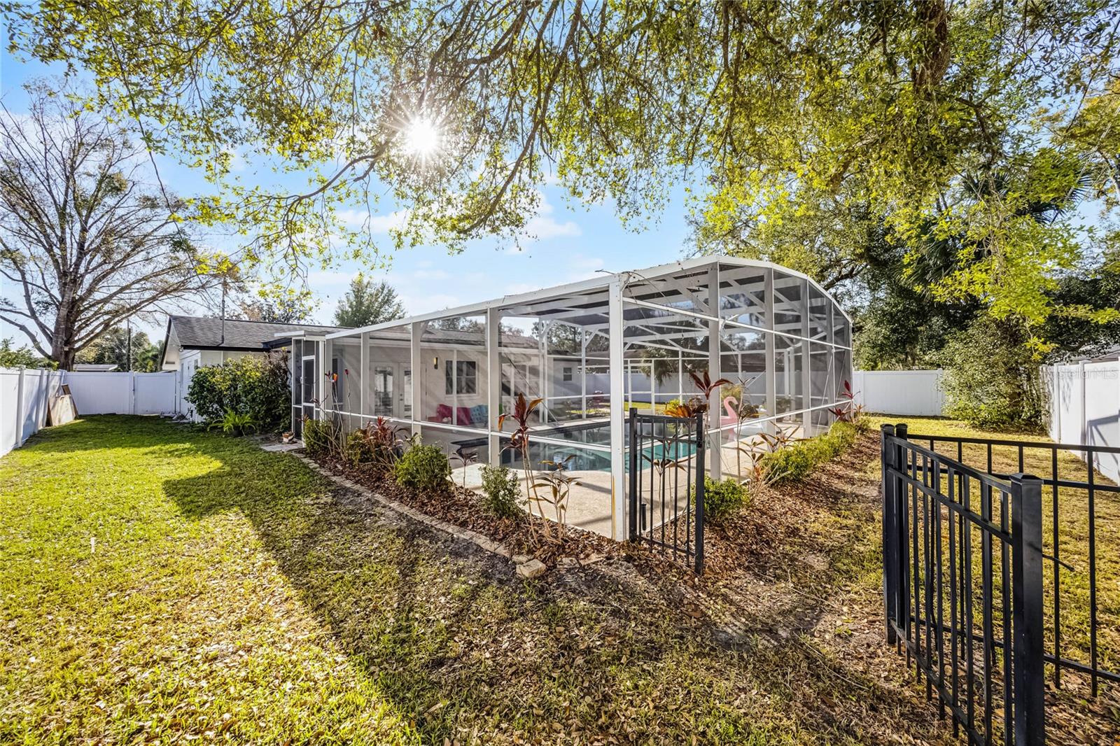 Image 18 of 18 For 1231 Glastonberry Road
