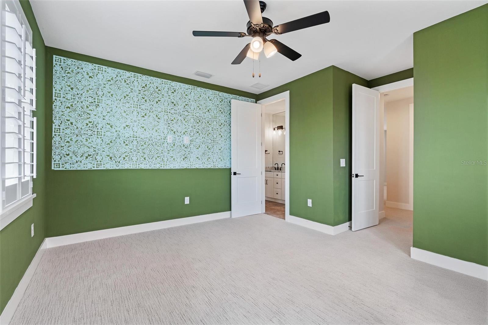 Image 39 of 72 For 907 Celadon Street