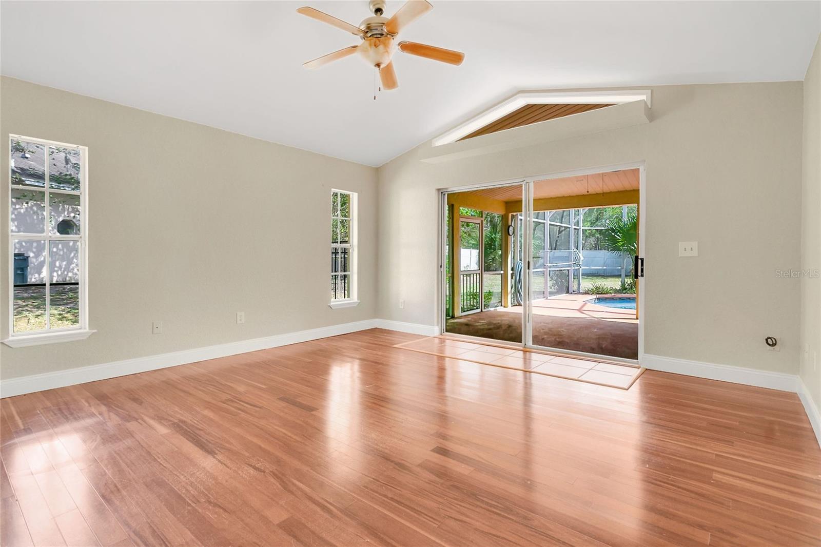 Image 10 of 27 For 1512 Adriatic Drive