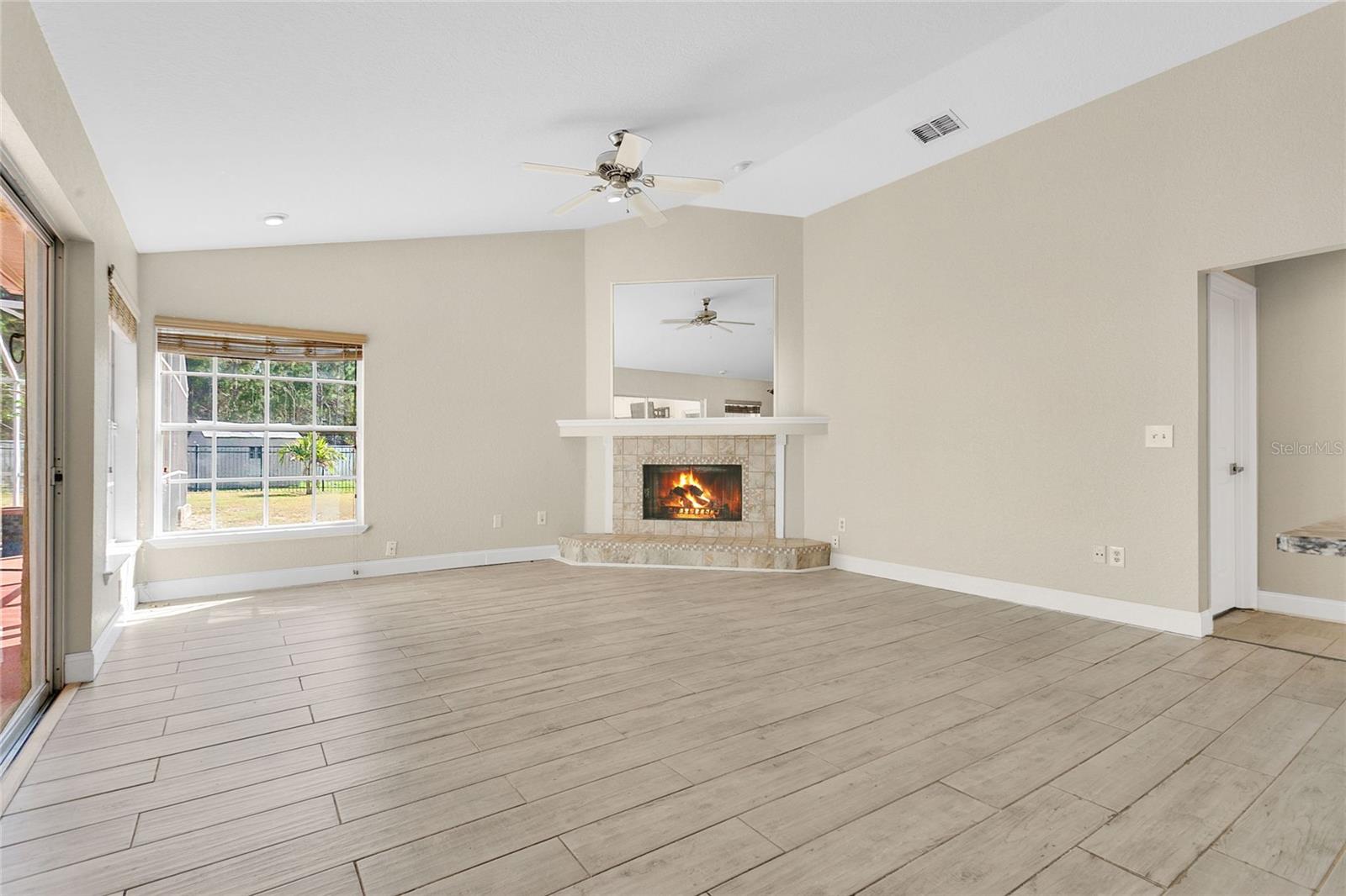 Image 8 of 27 For 1512 Adriatic Drive