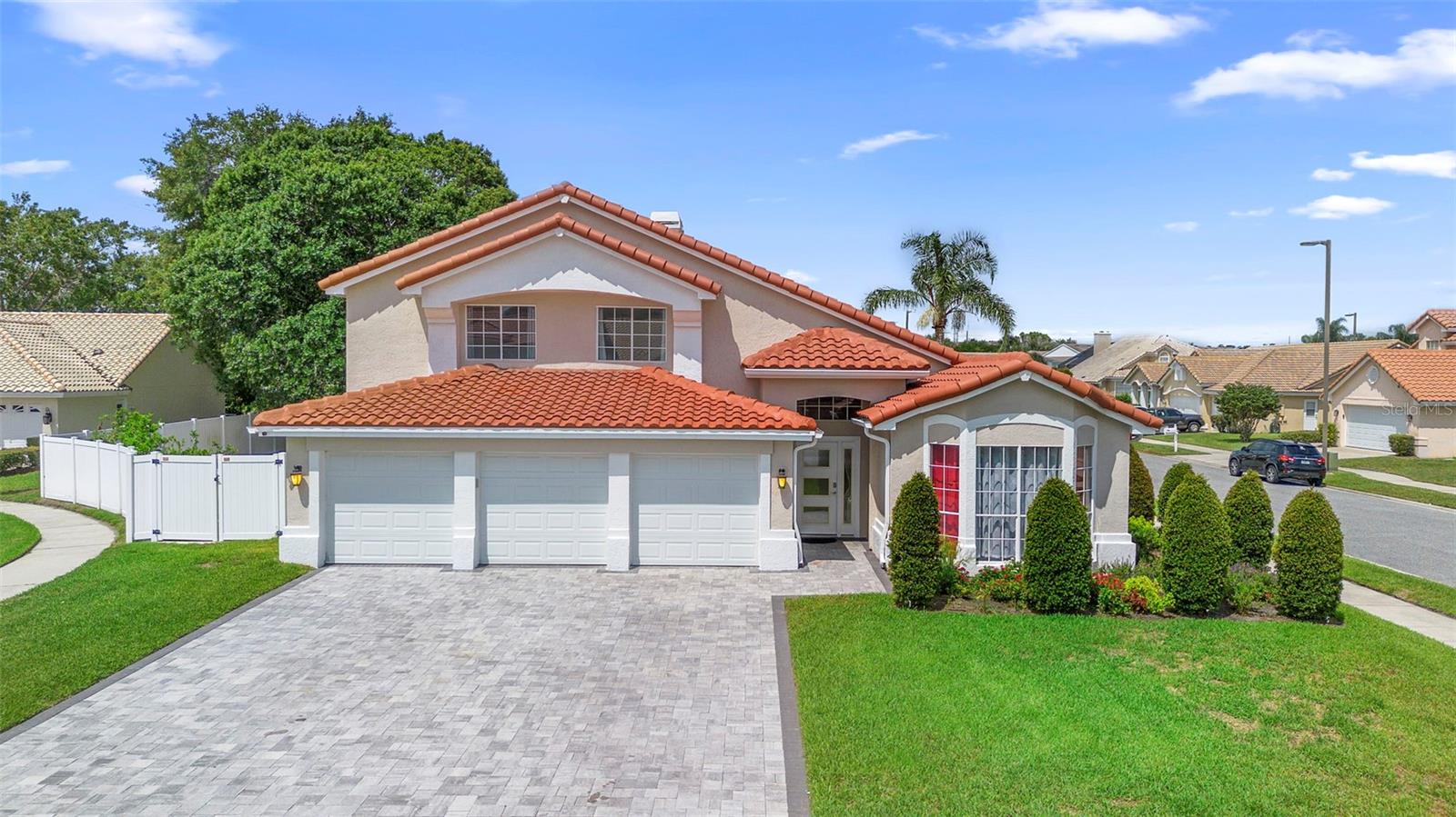 Details for 3904 Woodsfield Court, ORLANDO, FL 32822