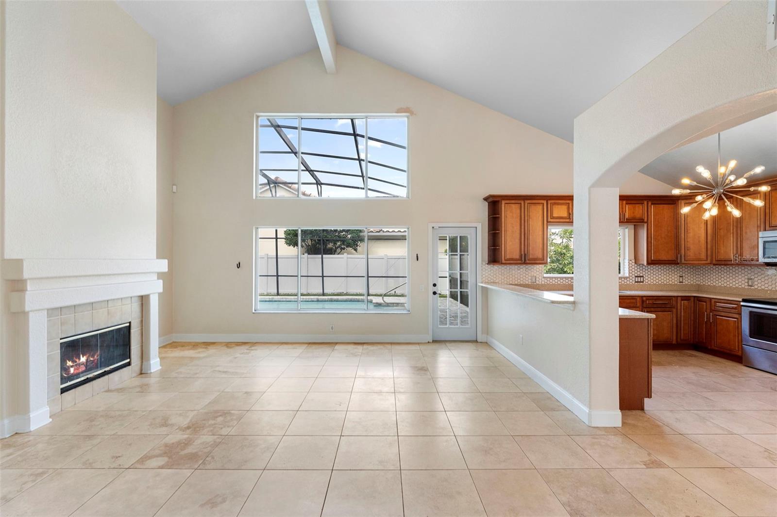 Image 11 of 41 For 3904 Woodsfield Court