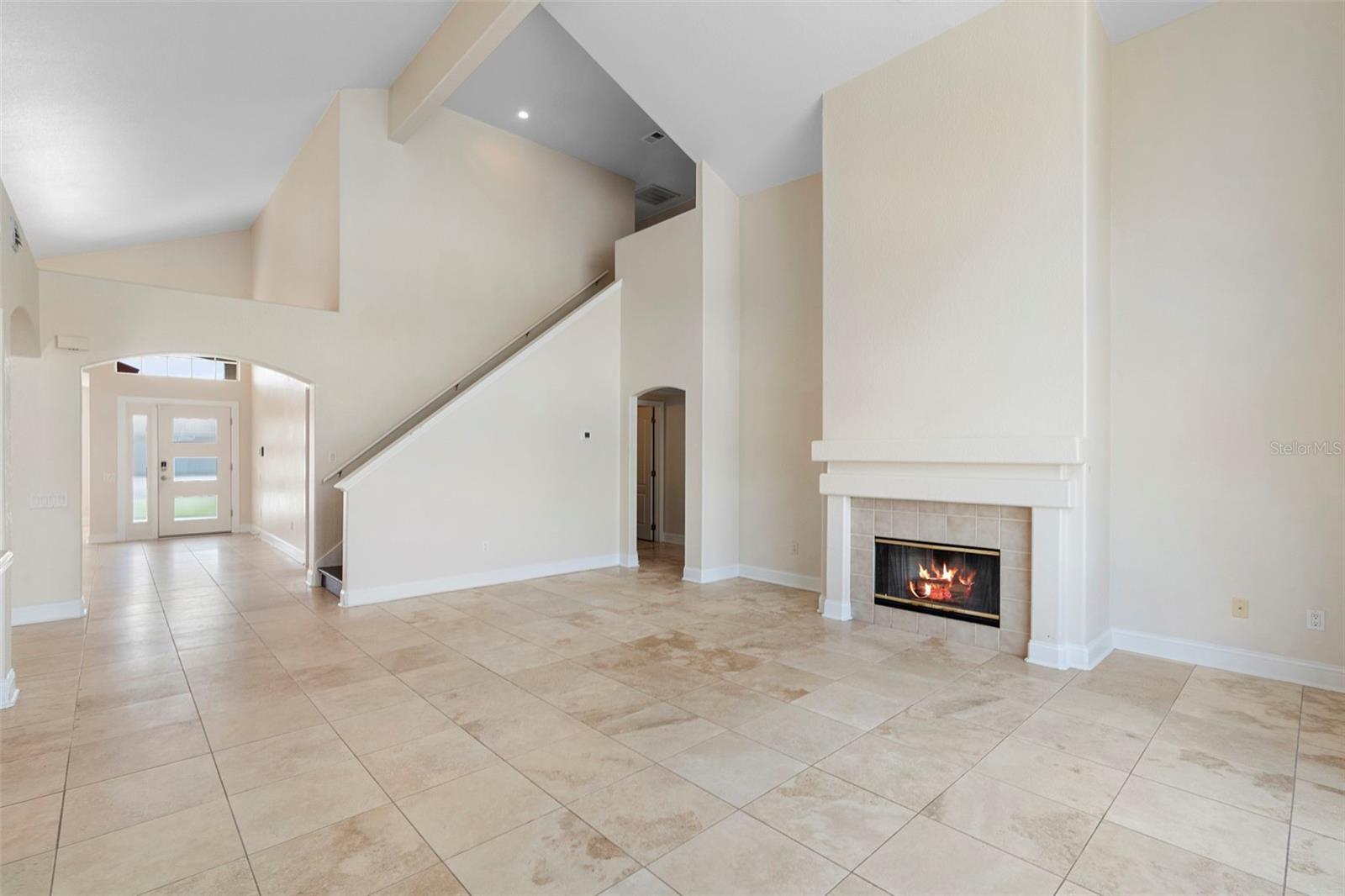 Image 15 of 41 For 3904 Woodsfield Court