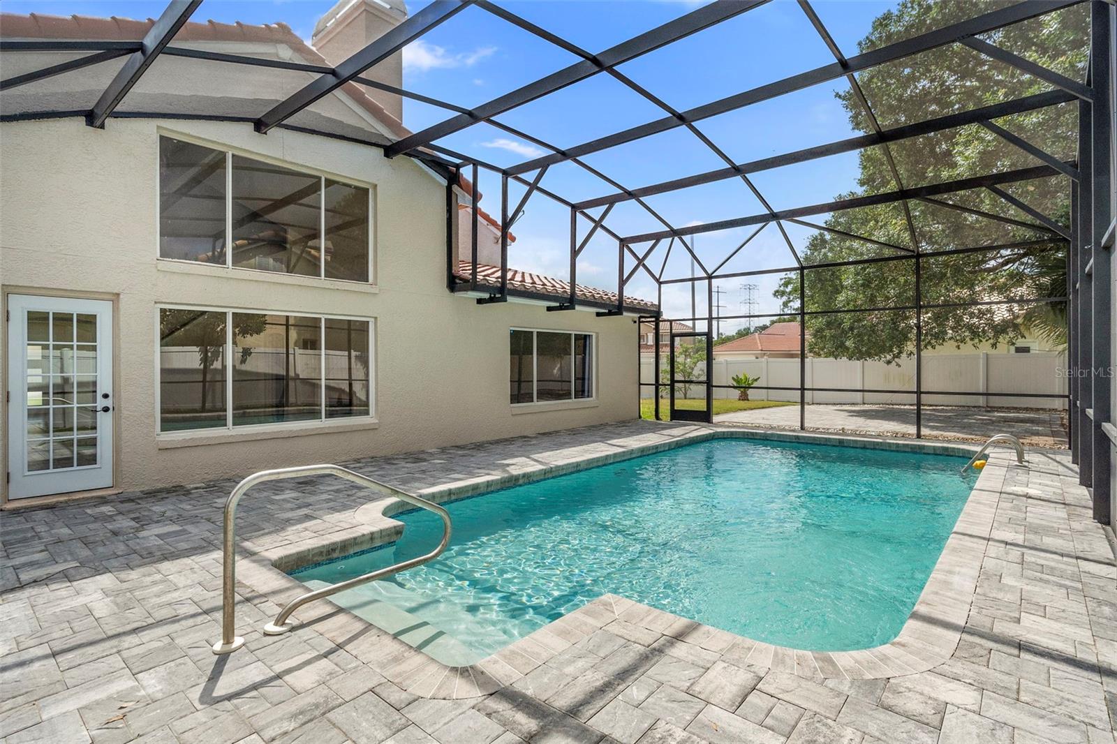 Image 26 of 41 For 3904 Woodsfield Court