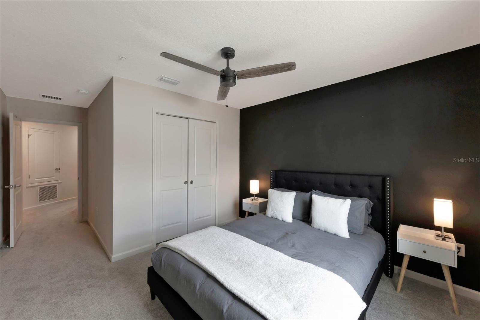 Image 13 of 24 For 2956 Oak Park Way B