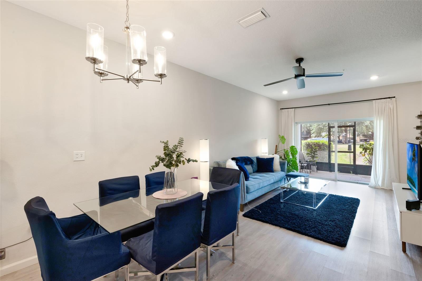 Image 5 of 24 For 2956 Oak Park Way B