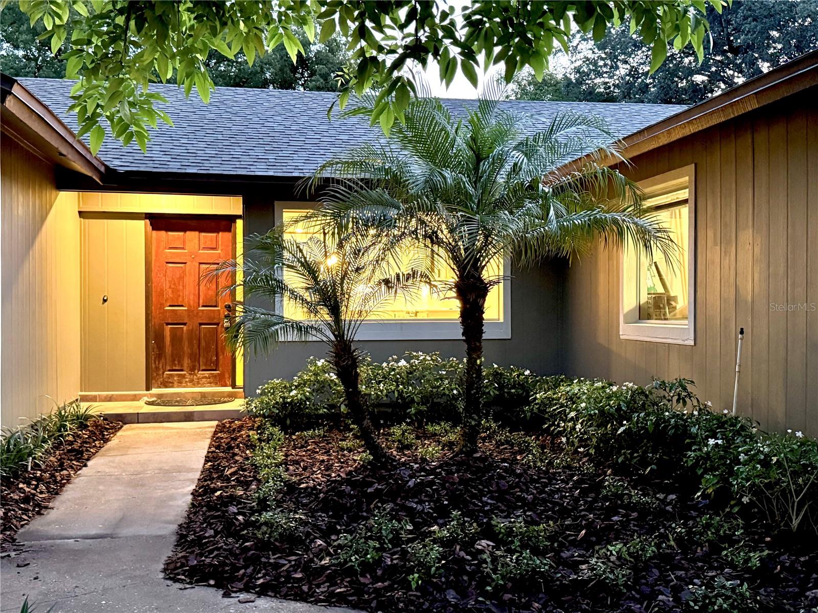 Image 2 of 6 For 8825 Larwin Lane