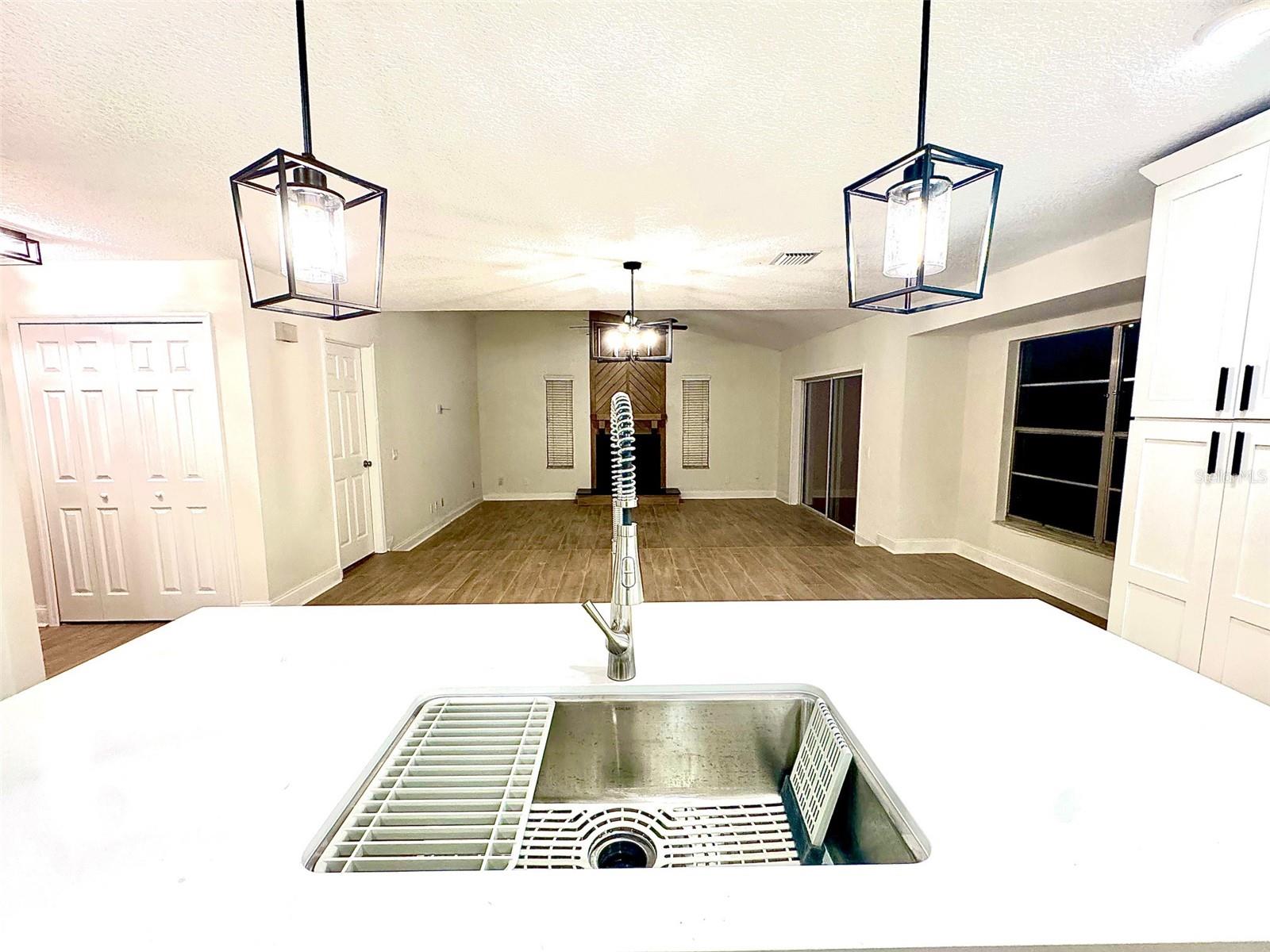 Image 6 of 6 For 8825 Larwin Lane
