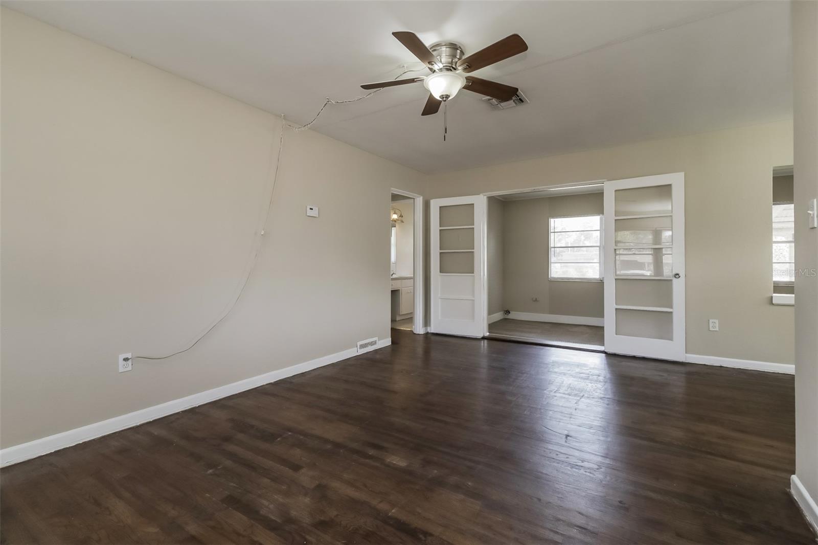 Image 2 of 15 For 4111 Robbins Avenue