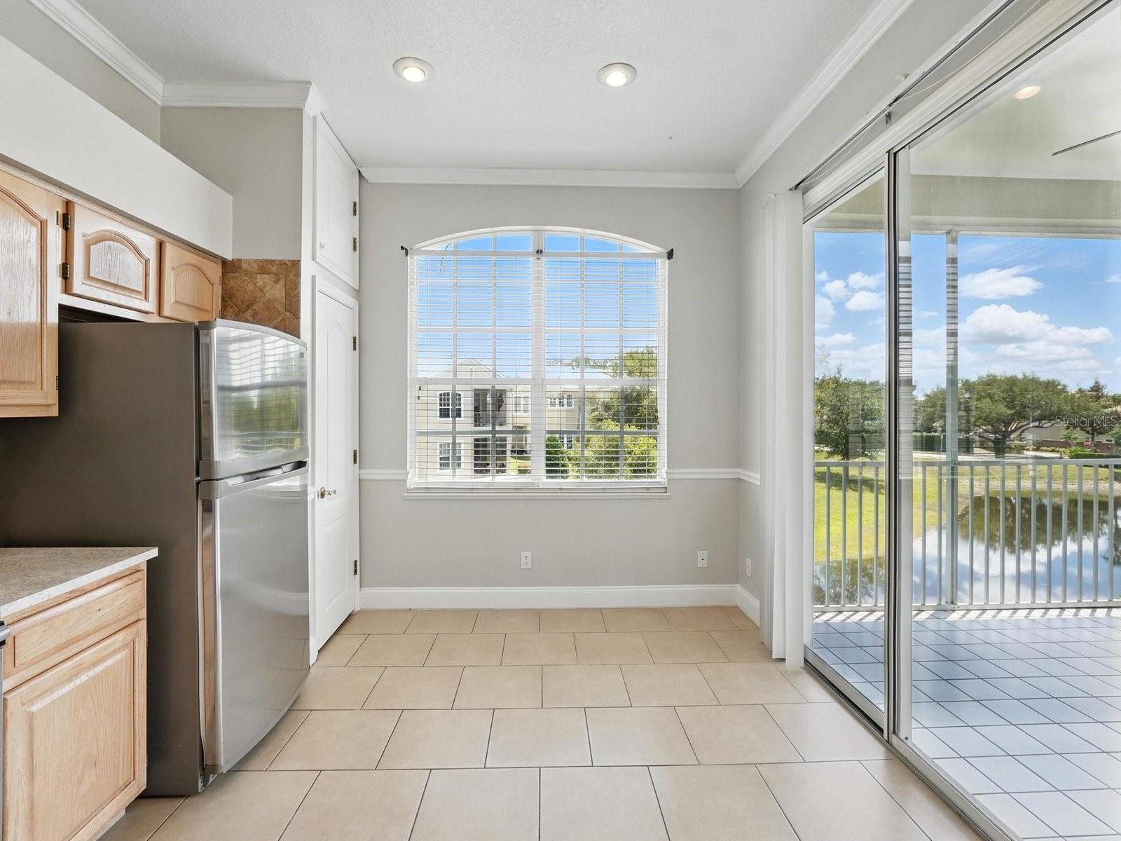 Image 10 of 41 For 7021 Della Drive 51