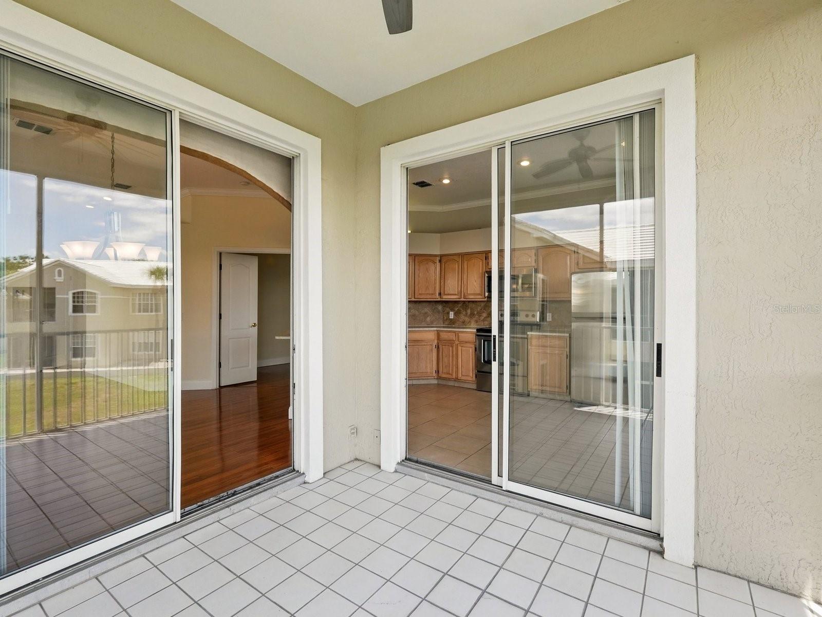 Image 16 of 41 For 7021 Della Drive 51