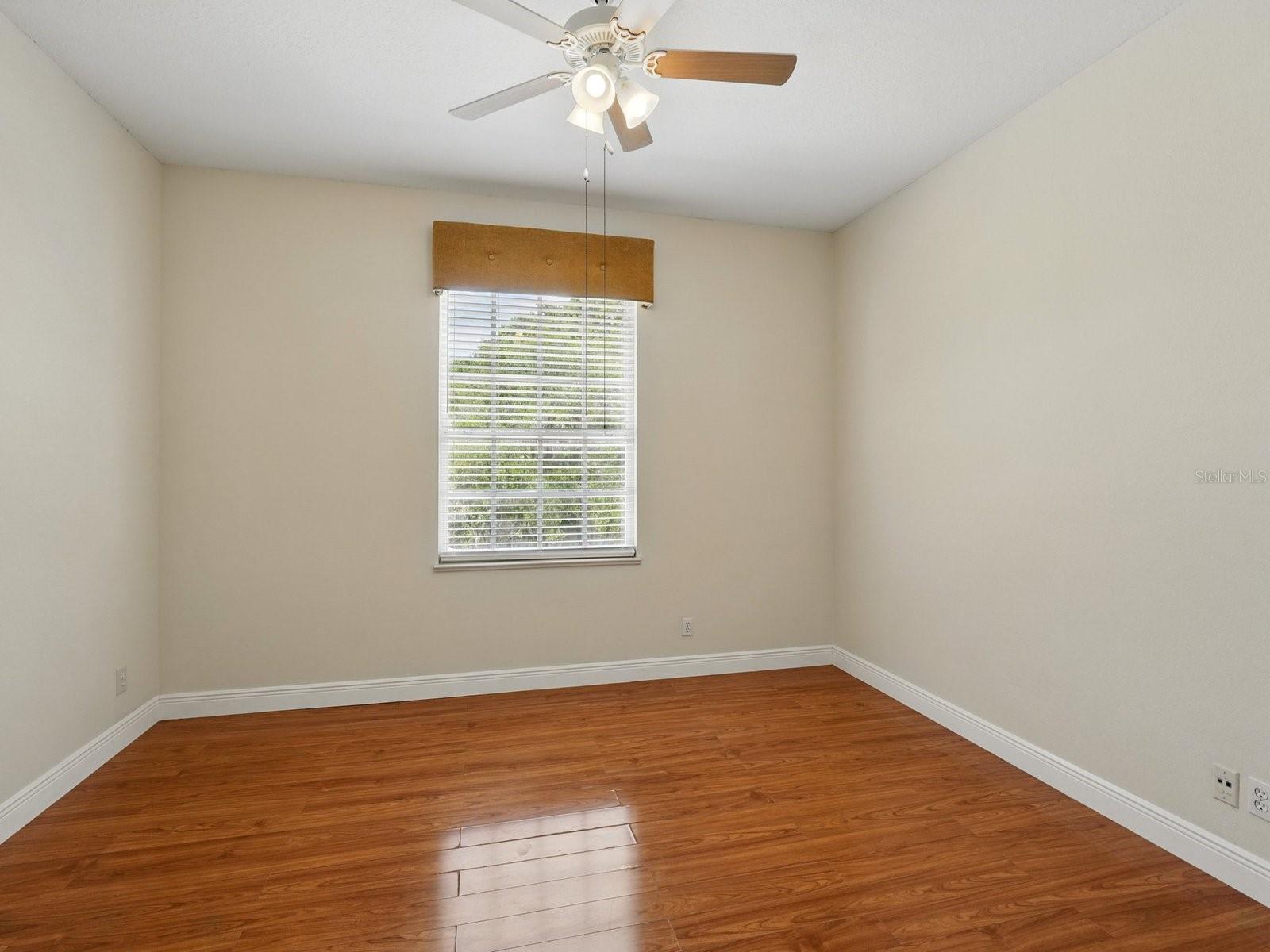 Image 17 of 41 For 7021 Della Drive 51