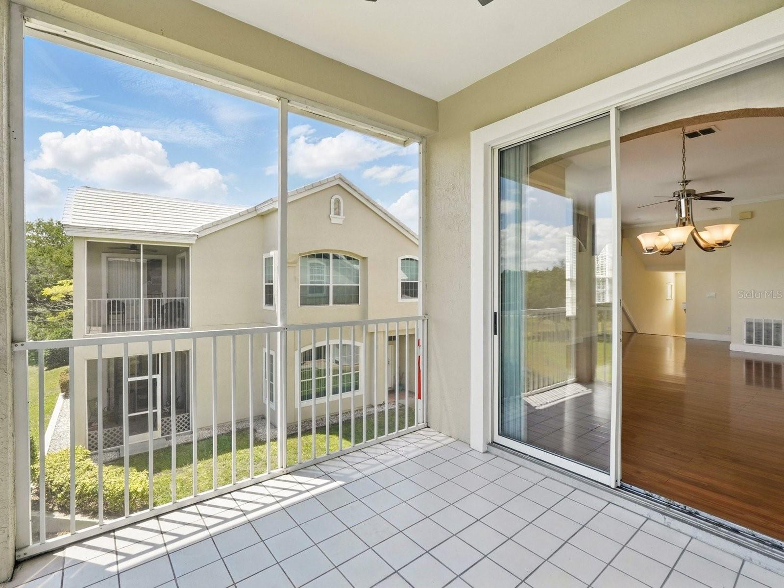 Image 26 of 41 For 7021 Della Drive 51